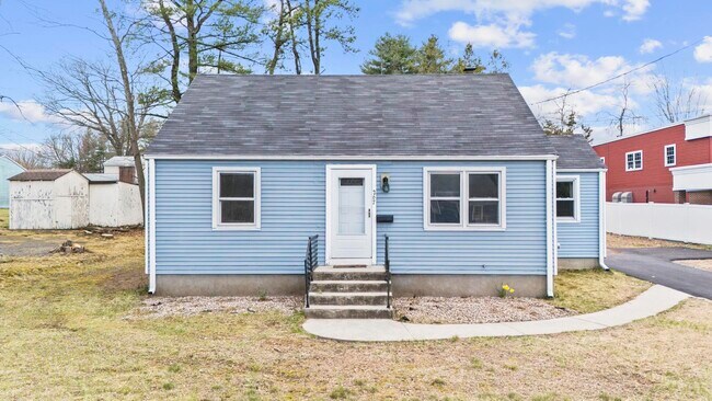 Photo - 267 N Washington St