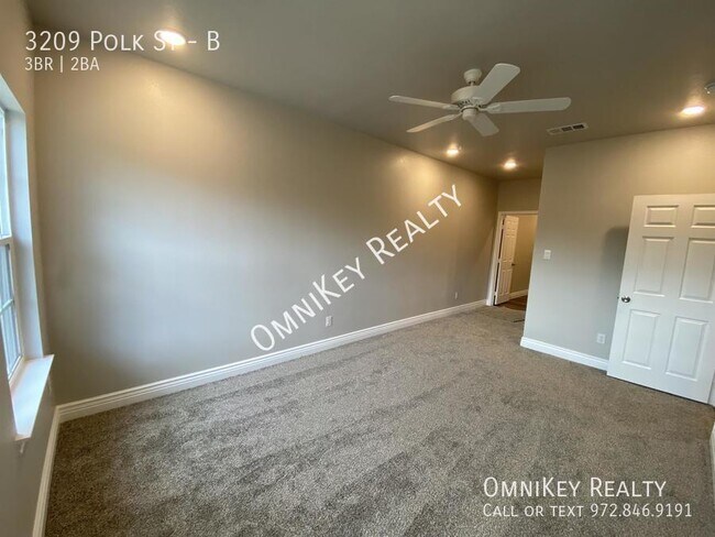 Photo - 3209 Polk St Unidad B