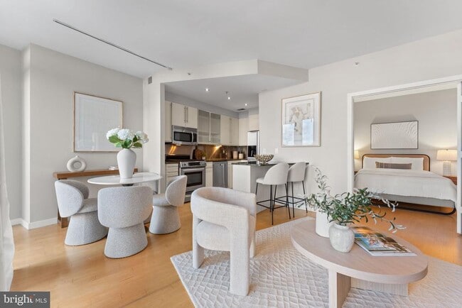 Photo - 1300 13th St NW Unidad 603