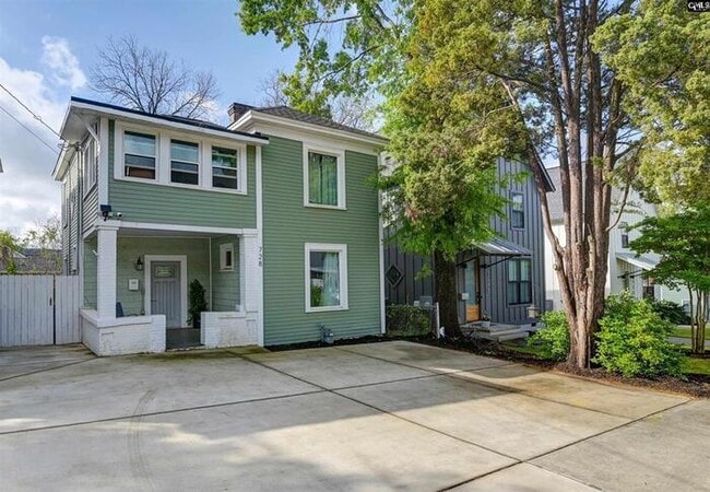 Building Photo - 728 Laurel St Rental