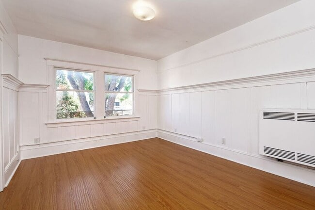 Photo - 2139 Grant St Unit 3