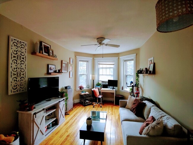 Photo - 324 Chestnut Hill Ave Unidad 12A