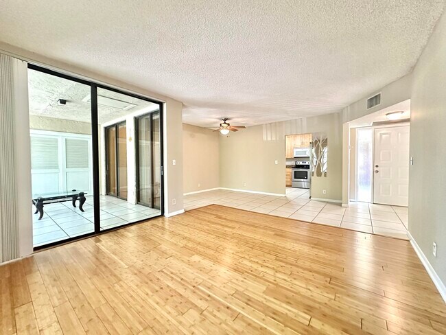 Photo - 4509 Carambola Cir S Unit 4509