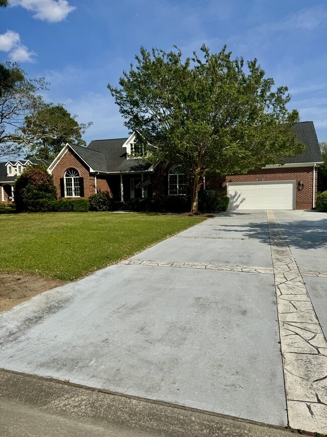 Photo - 513 Alexis Dr
