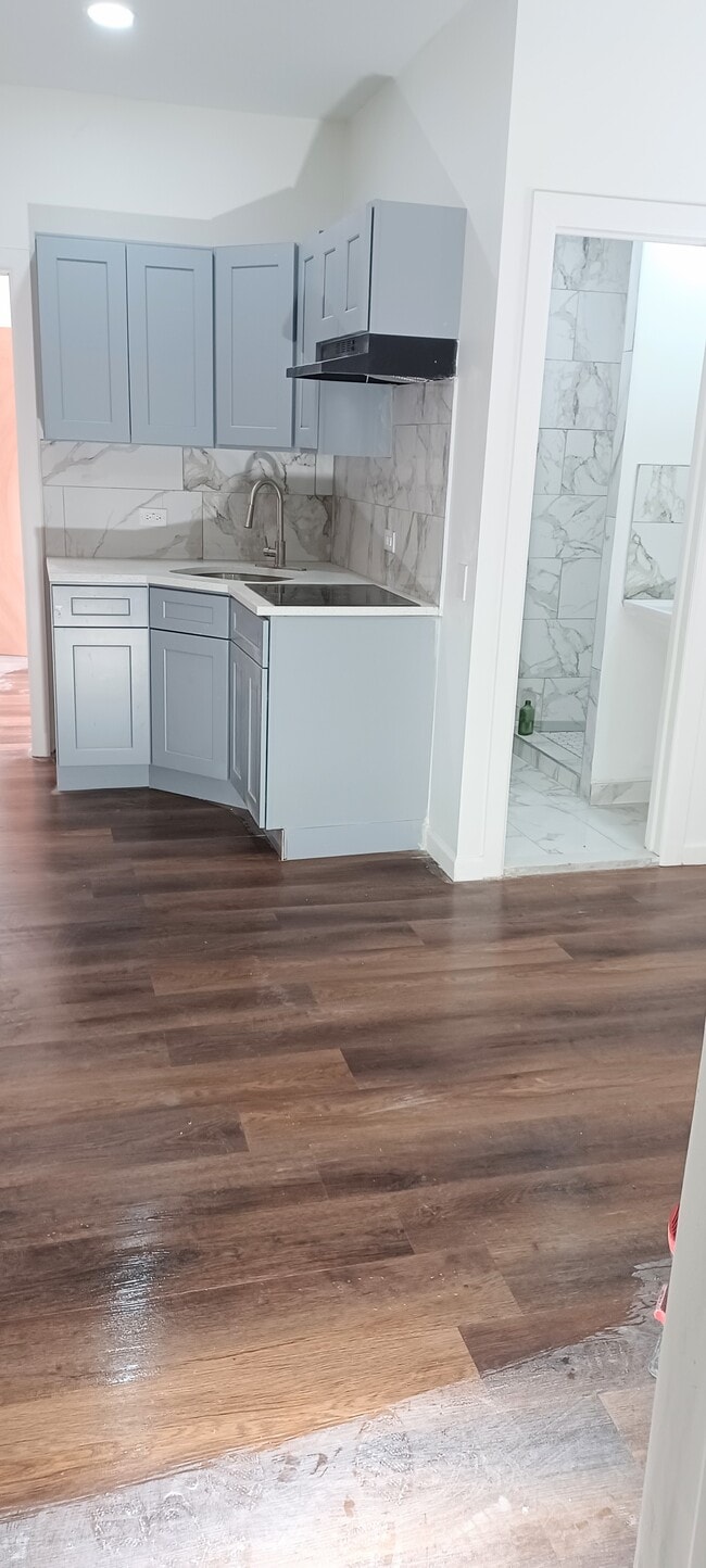 Photo - 341 Midwood St