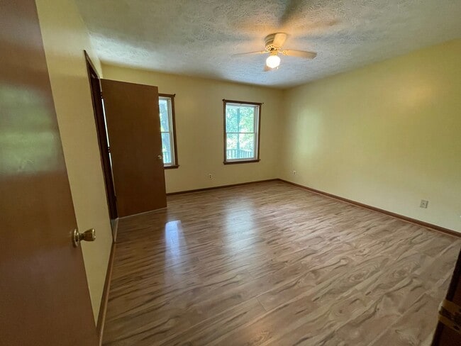 Photo - 227 Mill Rd