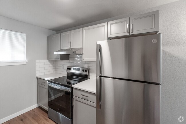 Building Photo - 1713-1713 W Fairview Ave Unit 1713 Rental