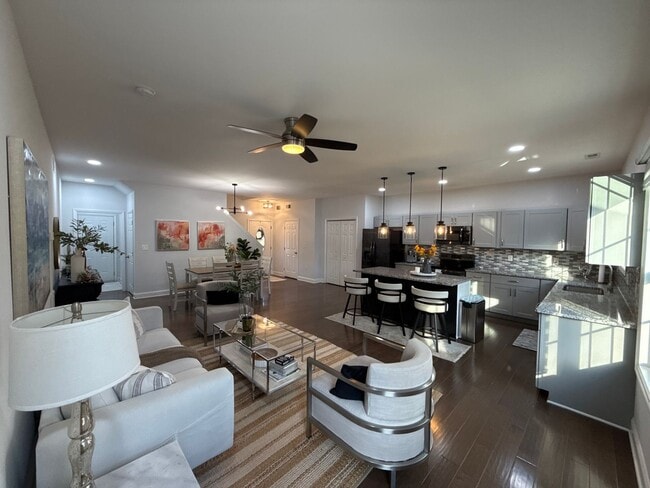 Photo - T.R. Lawing Realty Property