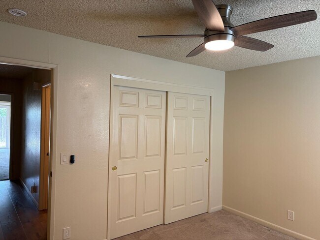 Photo - Colusa Ave Unit 1682 Colusa Ave