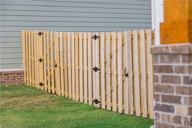 Photo - 6417 S 62nd St