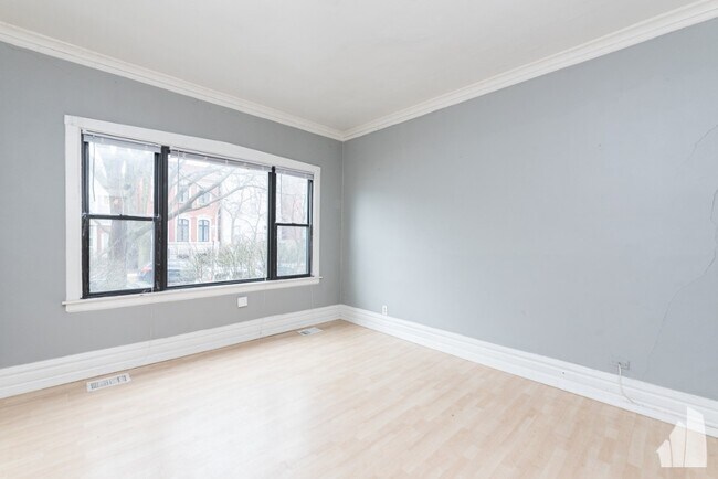 Photo - 3252 N Lakewood Ave Unidad 1