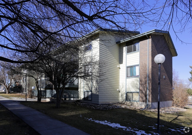 Photo - Sheridan Gardens Apartments