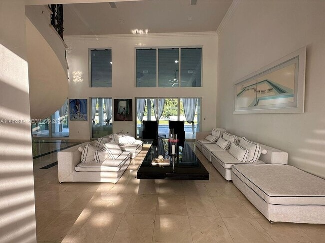 Building Photo - 15 SW 124th Ave