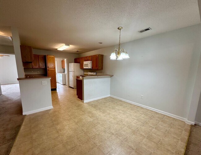Photo - Conveniently Located Duplex!