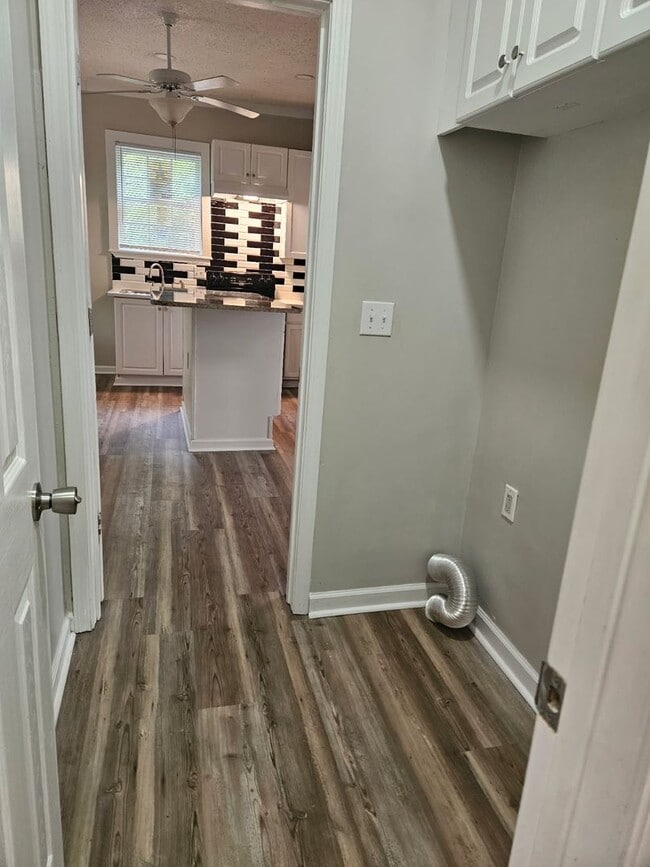 Photo - 702 Violet St Unit 702 1/2 Violet