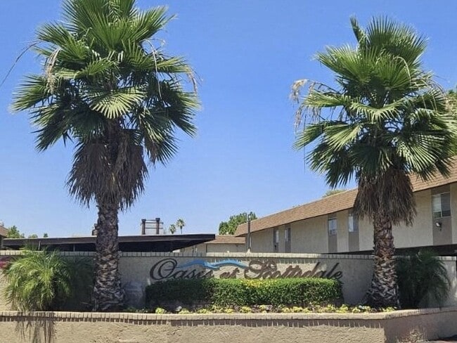 Building Photo - Oasis at Scottsdale