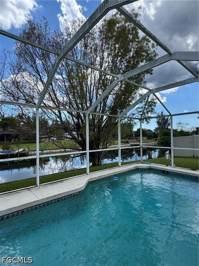 Building Photo - 2314 SW 22nd Terrace