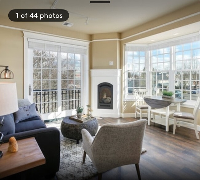 Main living dining area - 685 Peace Portal Dr Unit 301