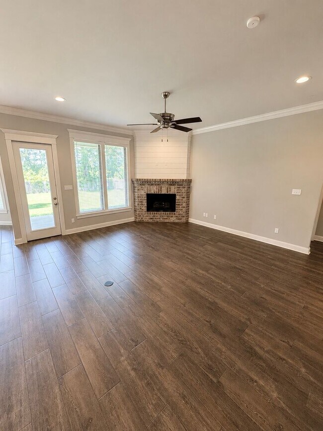 Photo - Forest Hills Subdivision!