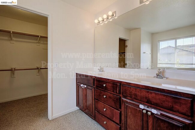 Photo - 5442 Rockwood Cir