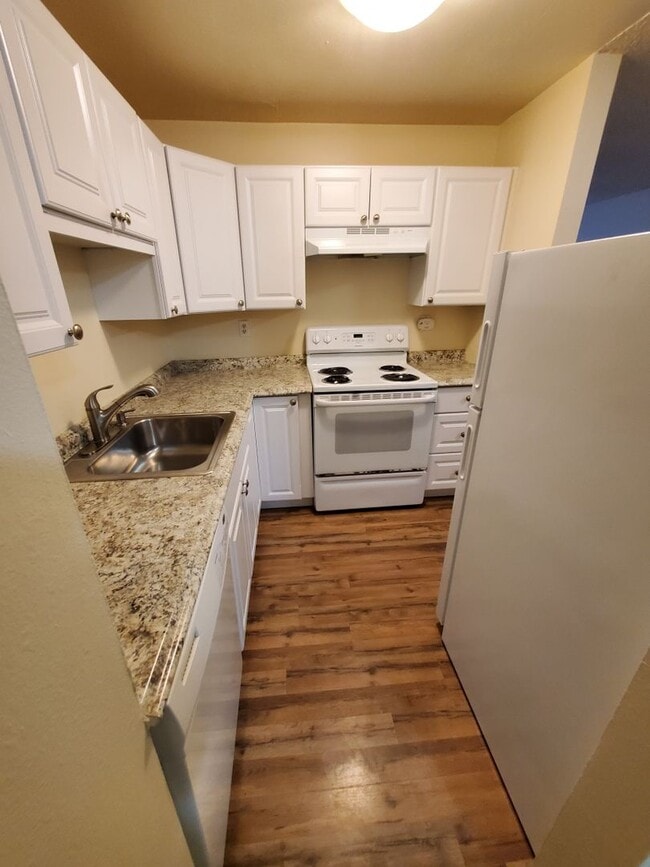 Photo - Bayview Apartments | Bright Units with Easy Transit Options