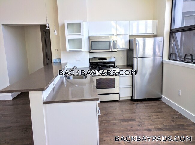Photo - 1126 Boylston St Unit 701