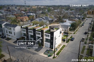 Building Photo - 308 S Mesquite St Unit 104
