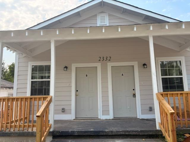 Front - 2332 Stark St Unit 2- Duplex