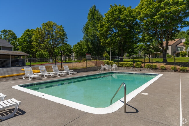 Piscina 2 - Conestoga Park I