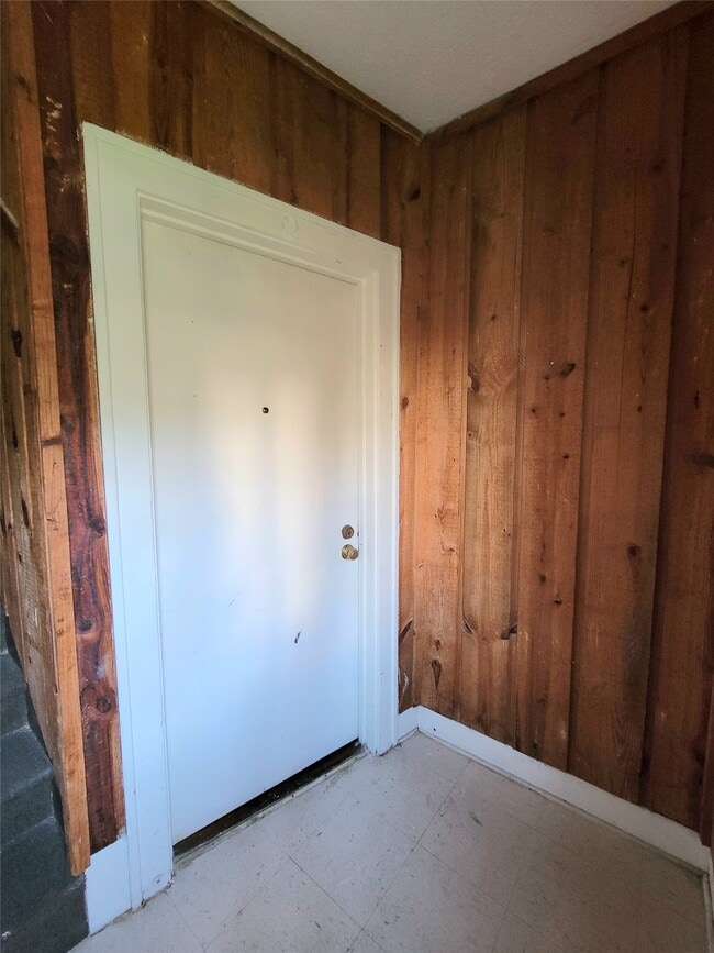 Photo - 1238 Peden St Unit 2