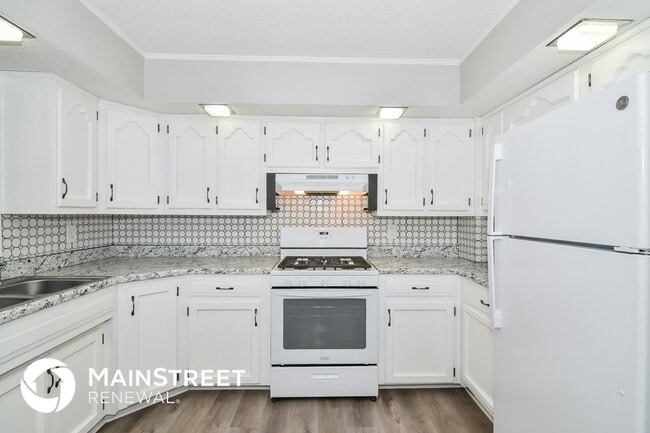 Photo - 9205 E 74 Terrace