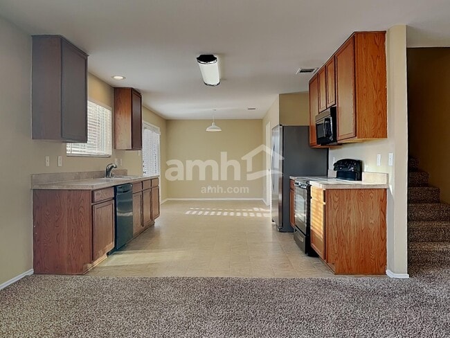 Photo - 937 Iona Dr