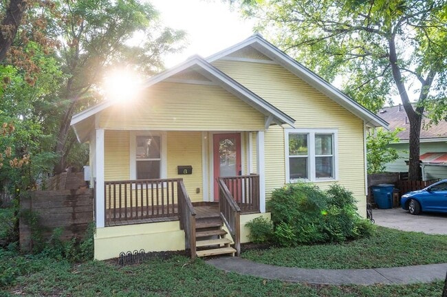 Building Photo - 1703 Maple Ave Rental