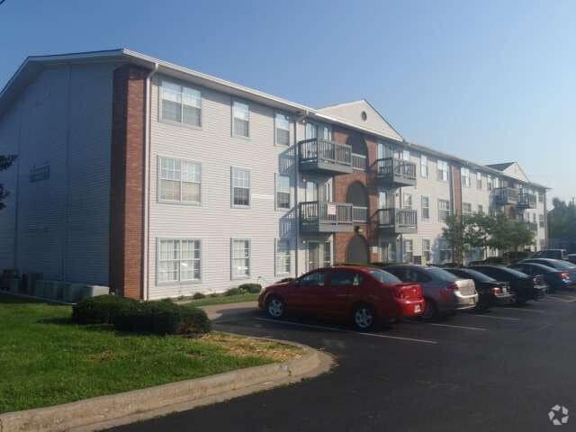 Building Photo - 209 Simpson Ave Unit 203 Rental
