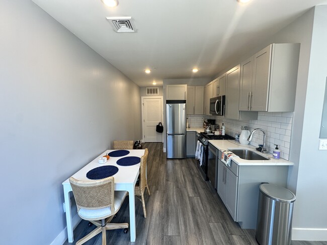 Photo - 55 W 5th St Unit 302