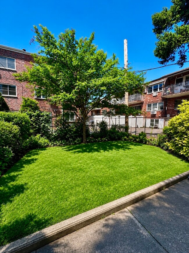 Photo - 6112 71st St Unit Apartment #1