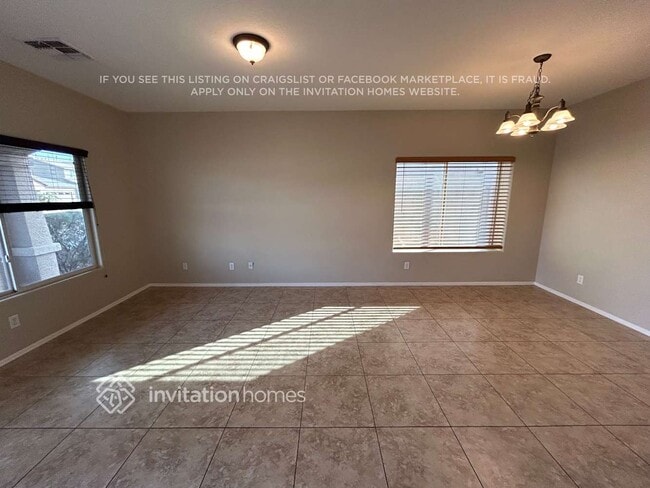 Photo - 11737 W Madison St