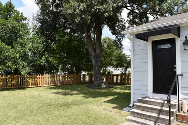 Photo - 1519 W 12th St