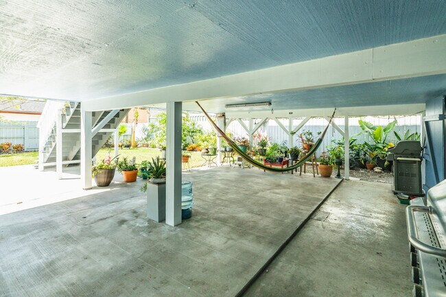 Photo - 1625 Ave M 1/2