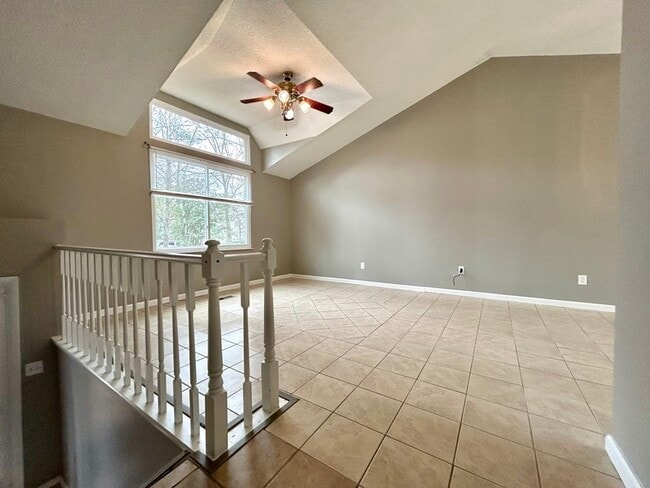 Photo - 1030 Glenfiddich Dr