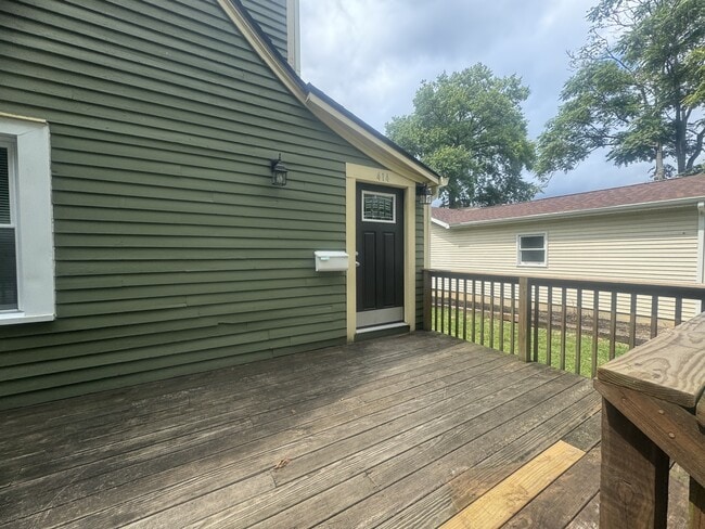 Photo - 414 S Mitchell St