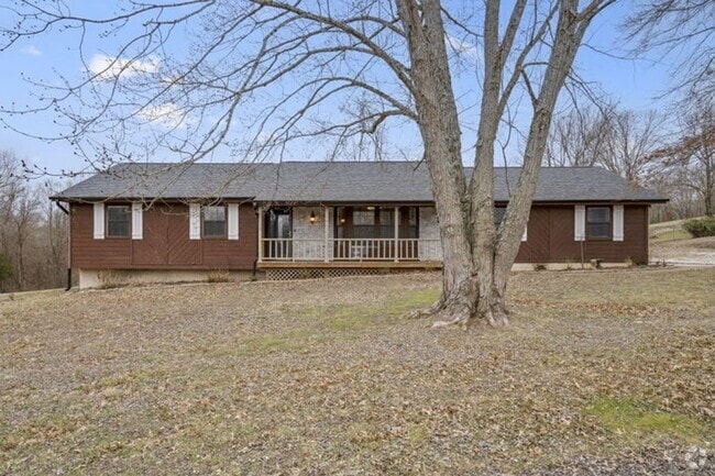 Building Photo - NEWLY REMODELED HOME | 3 Bedroom | 2 Bath ...