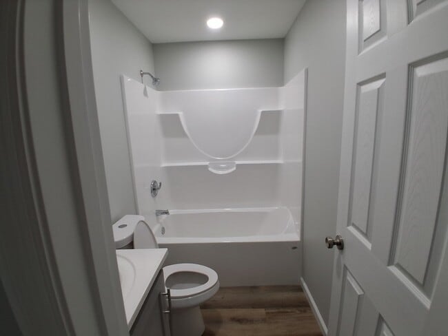 Photo - 209 Ryan Dr Unit A