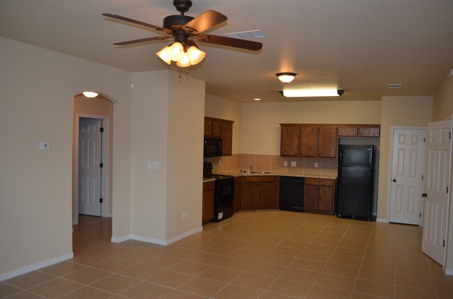 Photo - 2002Tru Unit B-STILL OCCUPIED BY RESIDENT