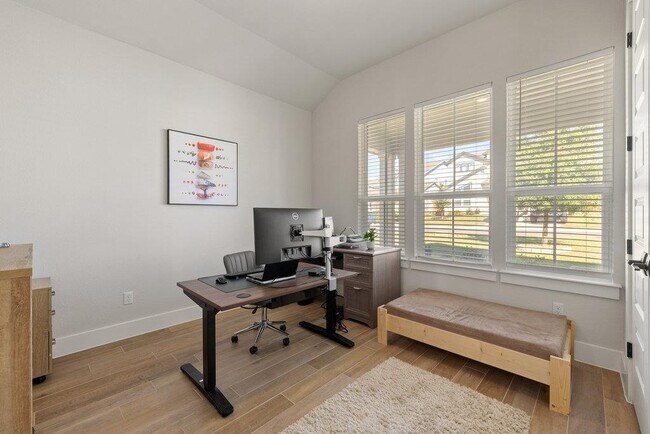 Photo - 1005 Sage Thrasher Cir