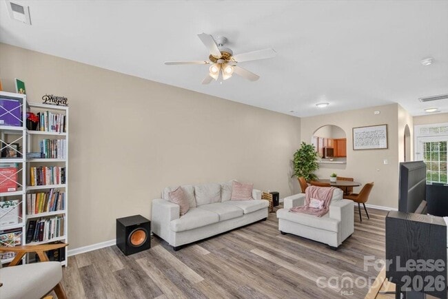 Photo - 5705 Erin Dr