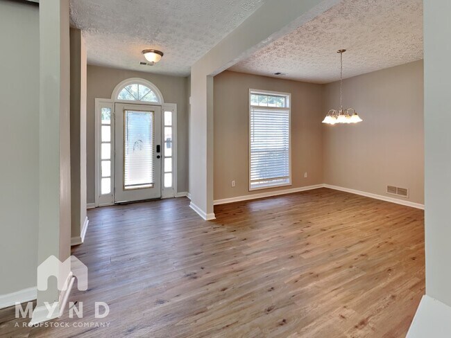 Photo - 2587 Riverwood Spring