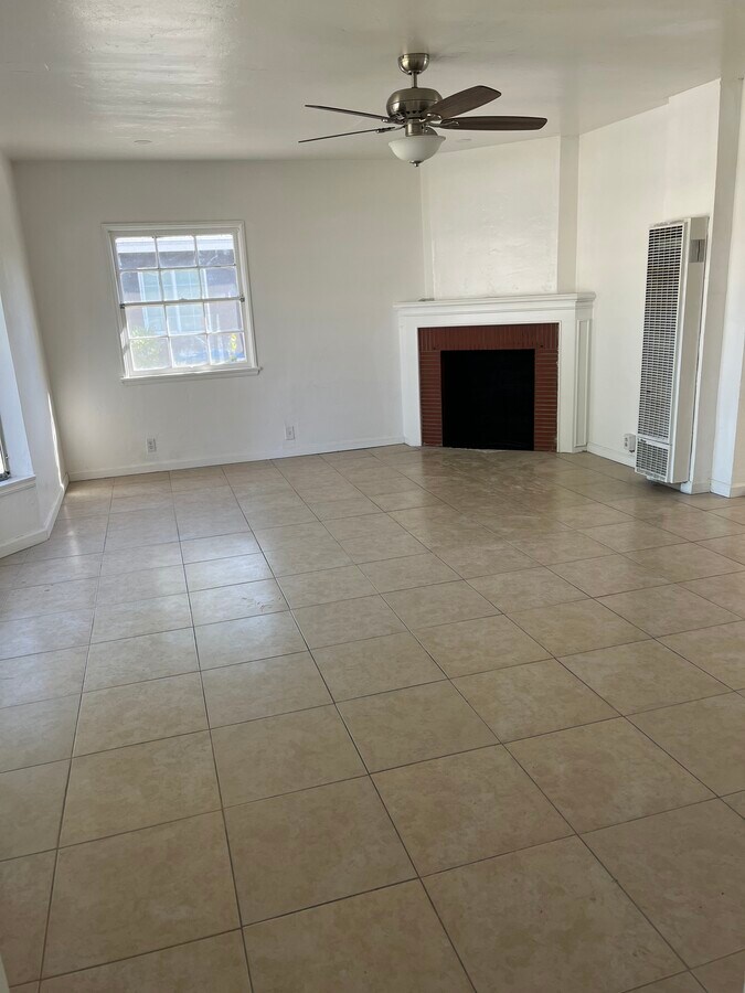 Photo - 3841 Locust St Casa