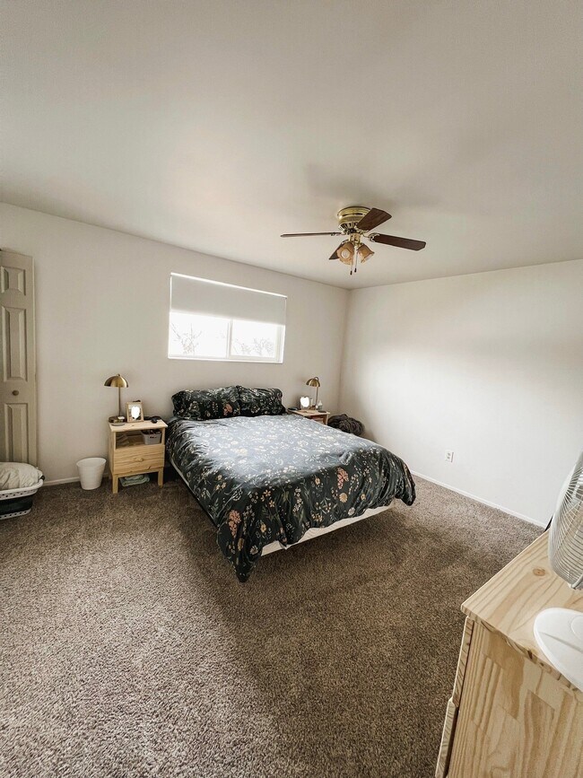 3702 W 4040 S Unit 2