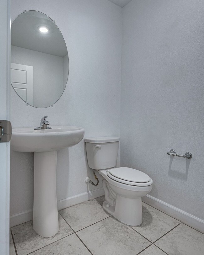 Photo - Modern 3-Bedroom Townhome in Gated Community